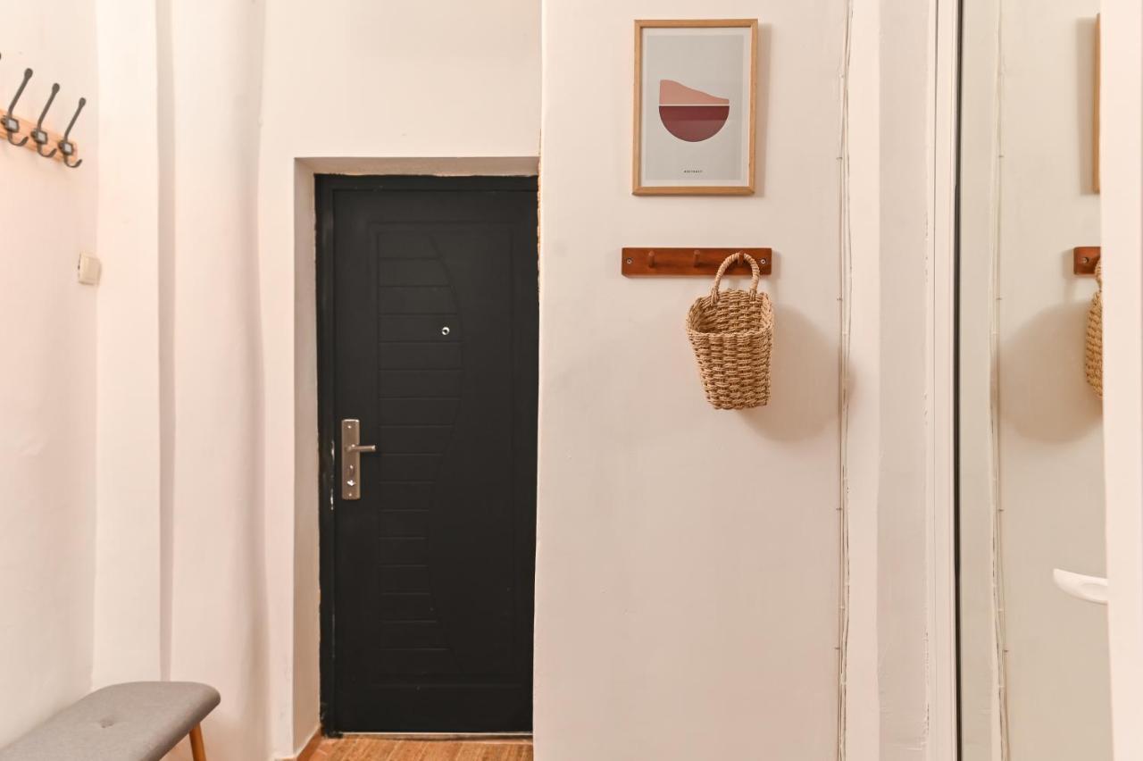 Cosy&art 1bd Next To Slaveykov Square Apartment *