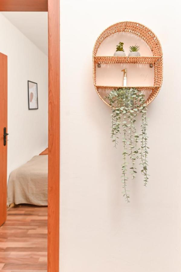 Cosy&art 1bd Next To Slaveykov Square Apartment